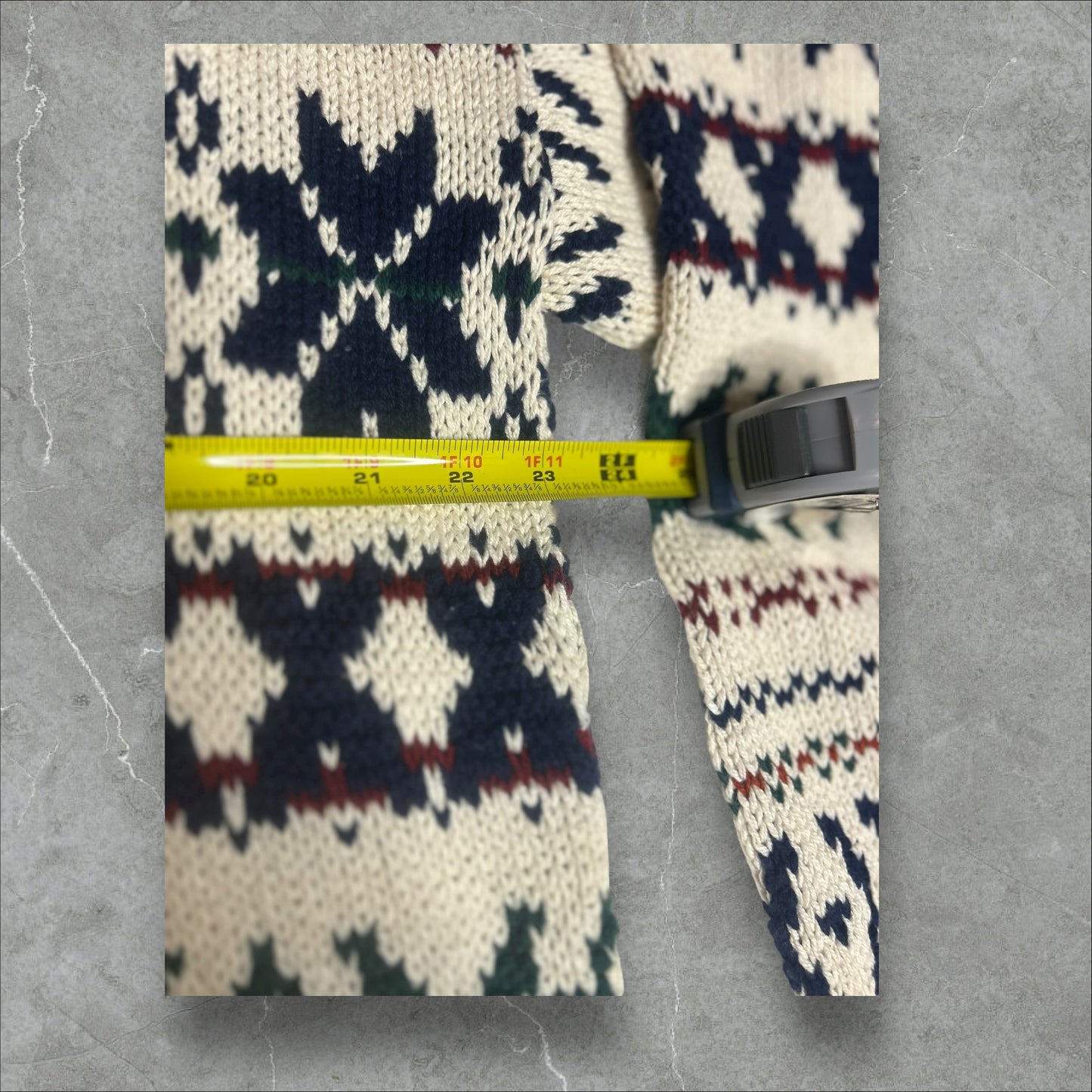 American Portrait Vintage Cotton Sweater (L)