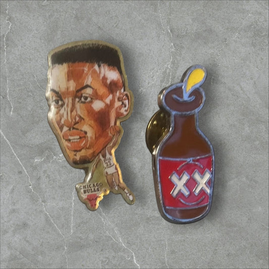 Scotty Pippen Chicago Bulls & XX Liquor Bottle Pin Set