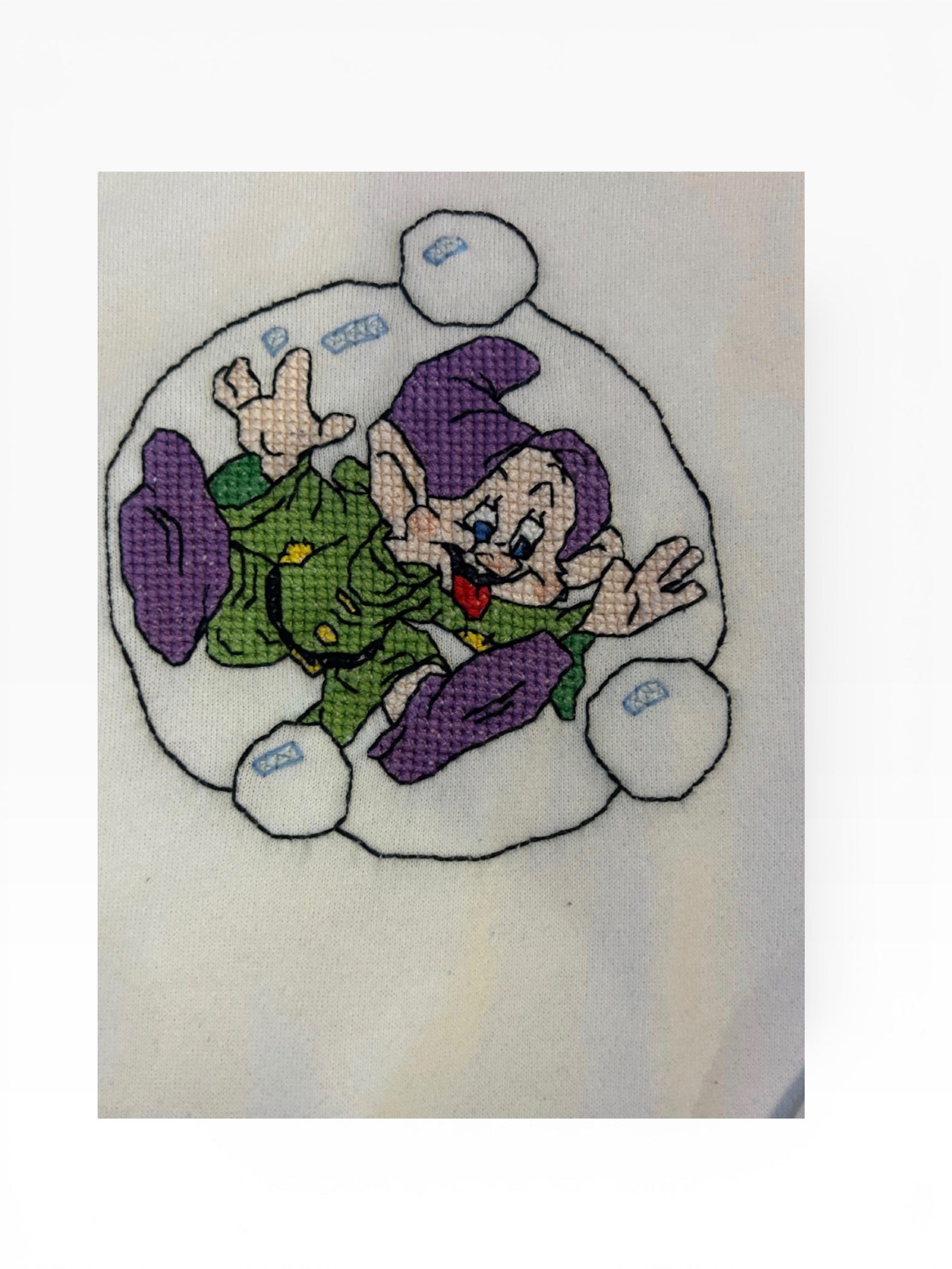 Embroidered Doopey Seven Dwarfs Crew Neck Pullover (XL)