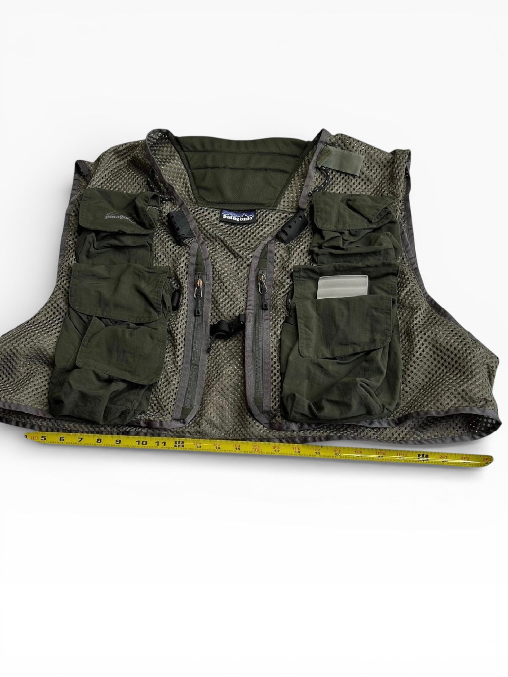 Pantagonia Olive Mesh Master II Fishing Vest (XL)