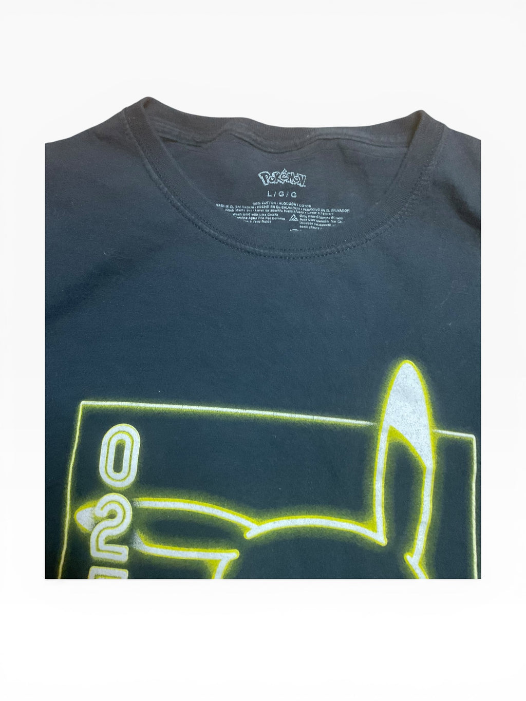 Pikachu T-shirt (L)