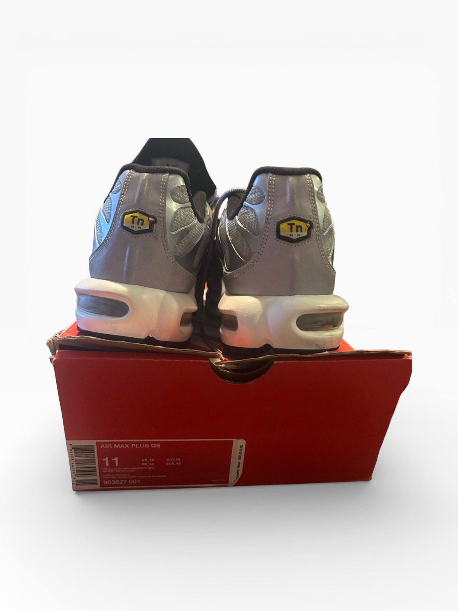 Nike Air Max Plus QS 'Silver Bullet'
(MENS 11)
