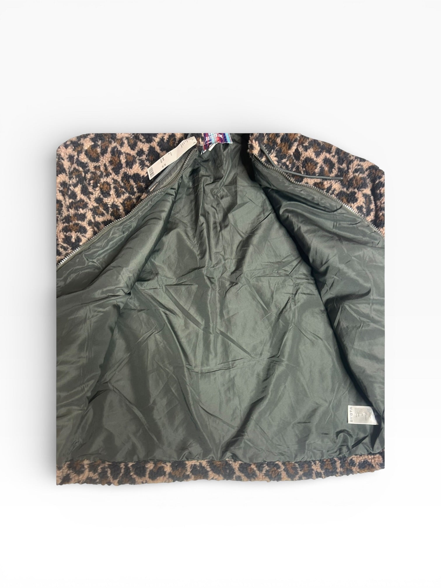 Urban Outfitters Leopard Sherpa Zip Up Jacket (M)