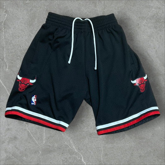 Hardwood Classic Chicago Bulls Basketball Shorts (S)