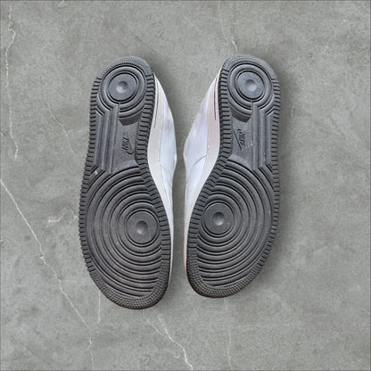 Nike Air Force 1 Supreme 'Seamless’ (Size 10.5)