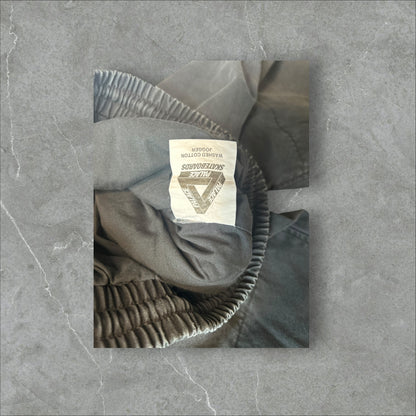Palace Heavy Washed Cotton Jogger (M)