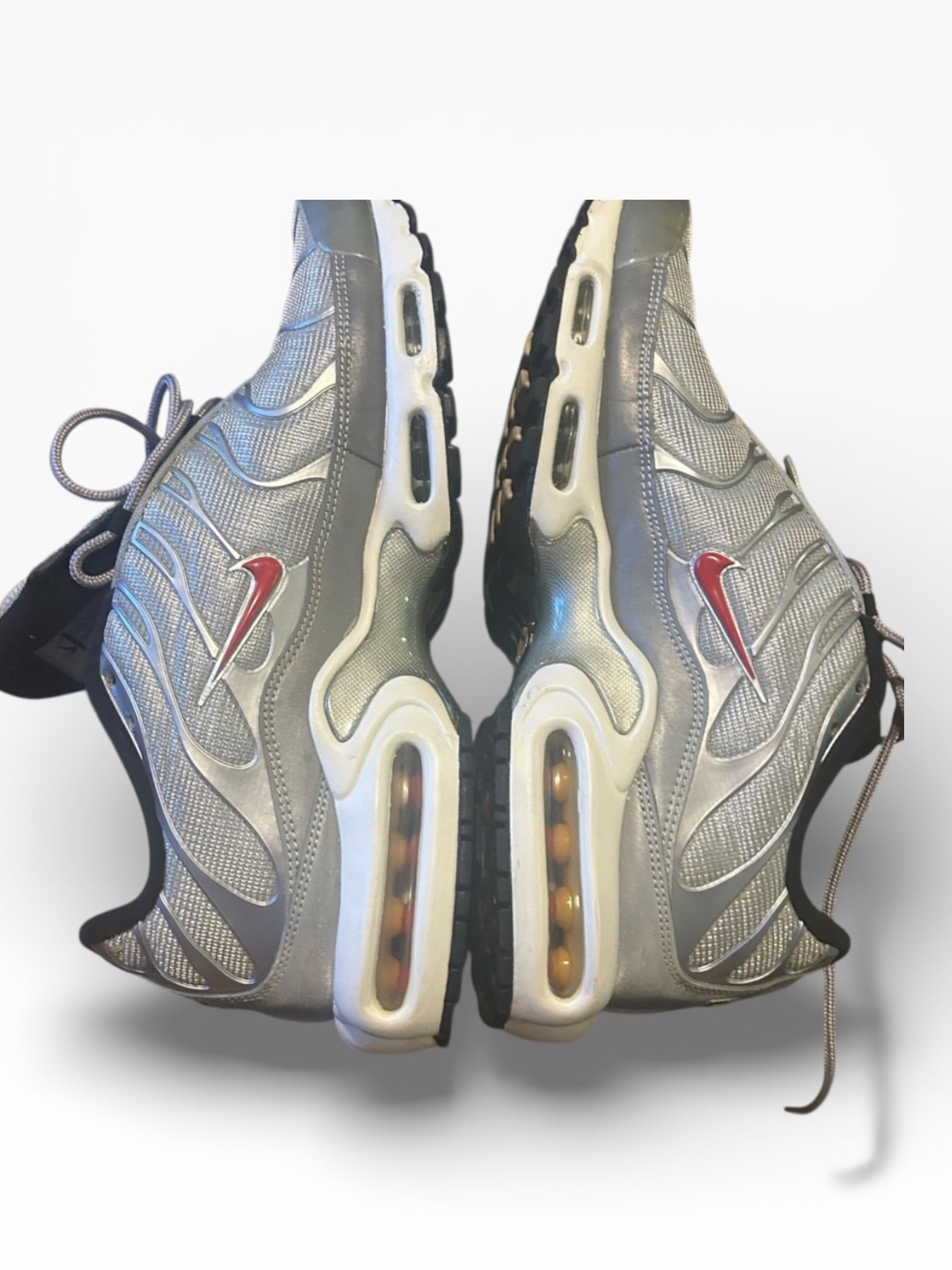 Nike Air Max Plus QS 'Silver Bullet'
(MENS 11)