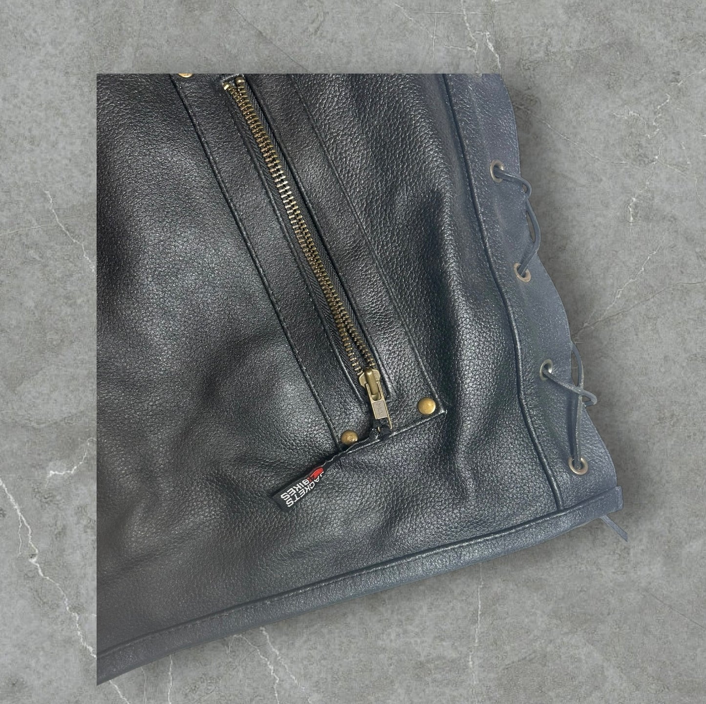 Jackets 4 Bikes Padded Motorcycle Leather Vest (XL)