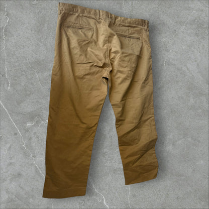 J.crew 'Broken in' Chino (36)
