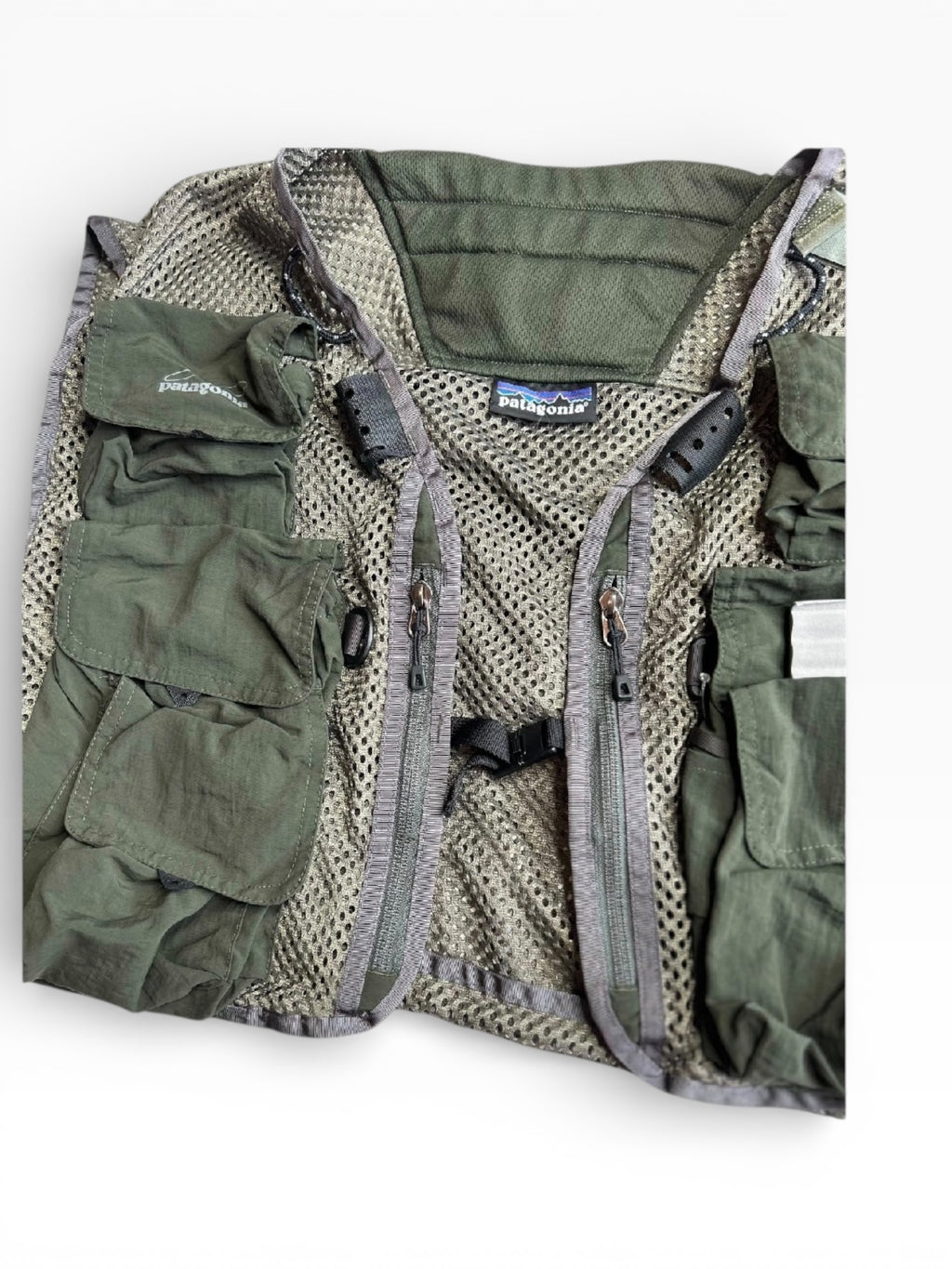 Pantagonia Olive Mesh Master II Fishing Vest (XL)