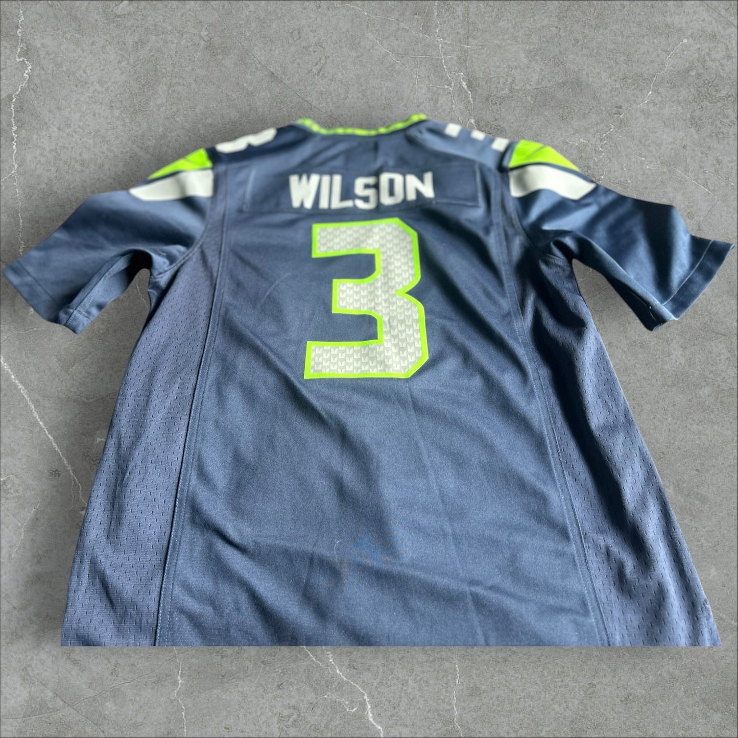 Russel Wilson Nike Seahawks Jersey (S)