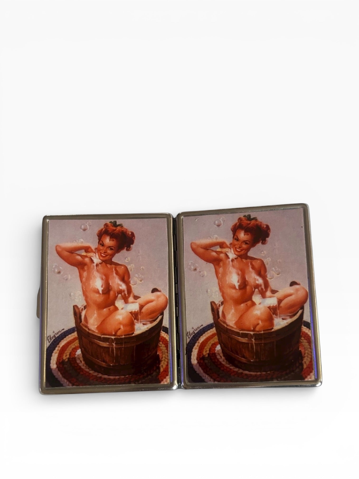 'Bathing Pin Up Girl' Cigeratte Holder