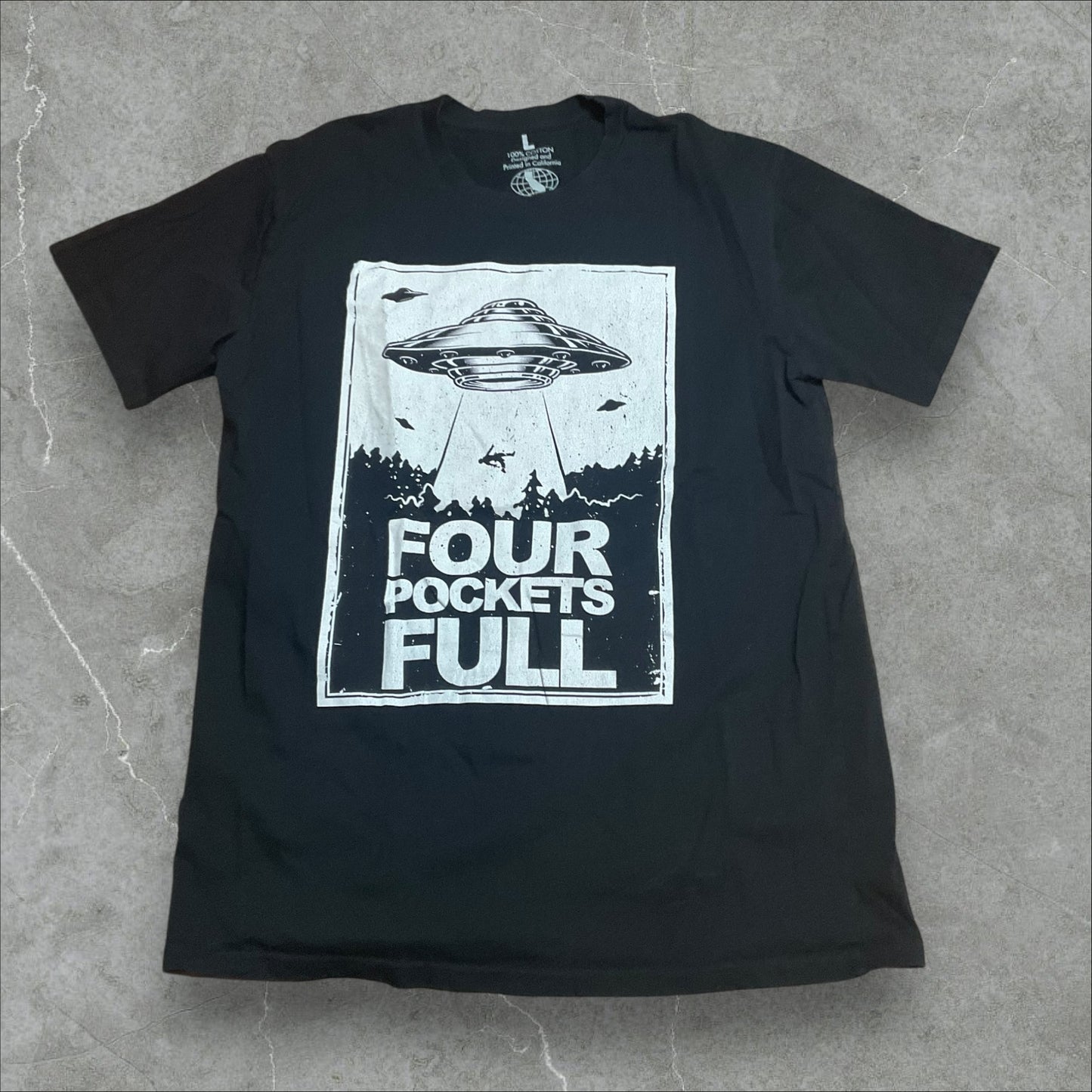 Four Pockets Full Graphic Tee(L)