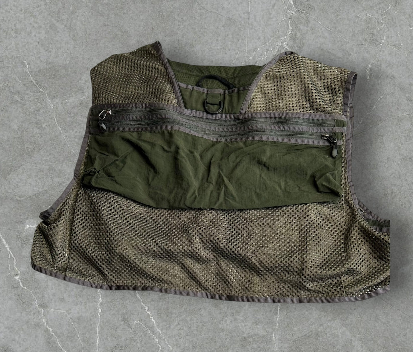 Pantagonia Olive Mesh Master II Fishing Vest (XL)