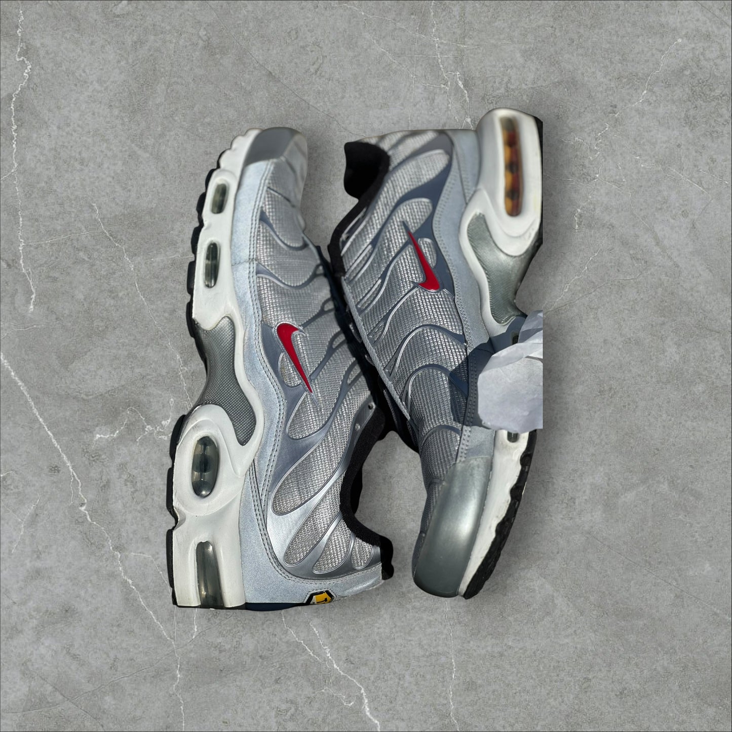 Nike Air Max Plus QS 'Silver Bullet'
(MENS 11)