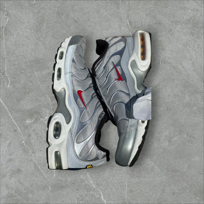 Nike Air Max Plus QS 'Silver Bullet'
(MENS 11)