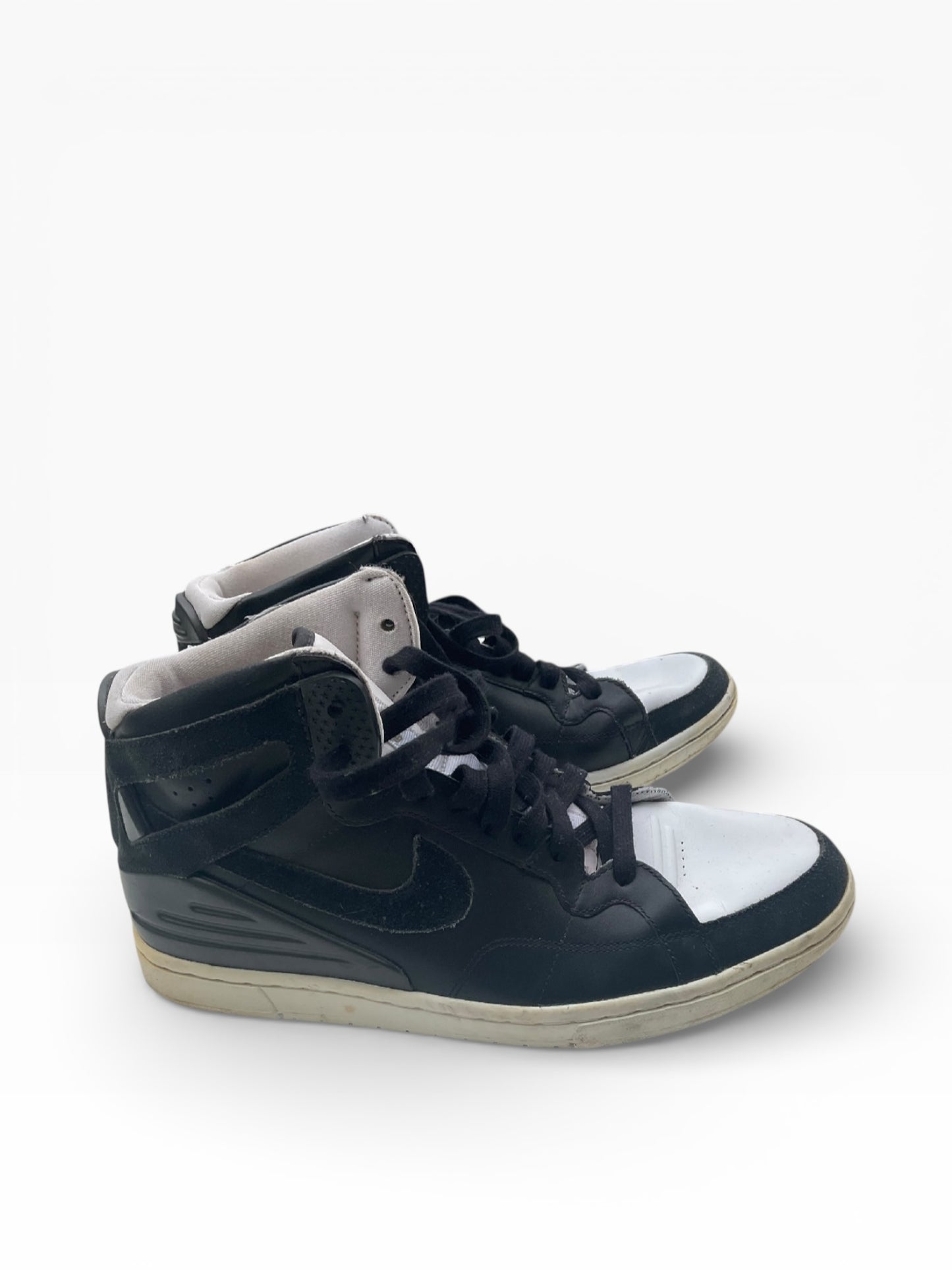 Supreme X Nike SB Zoom Air 94’ (Size 10)