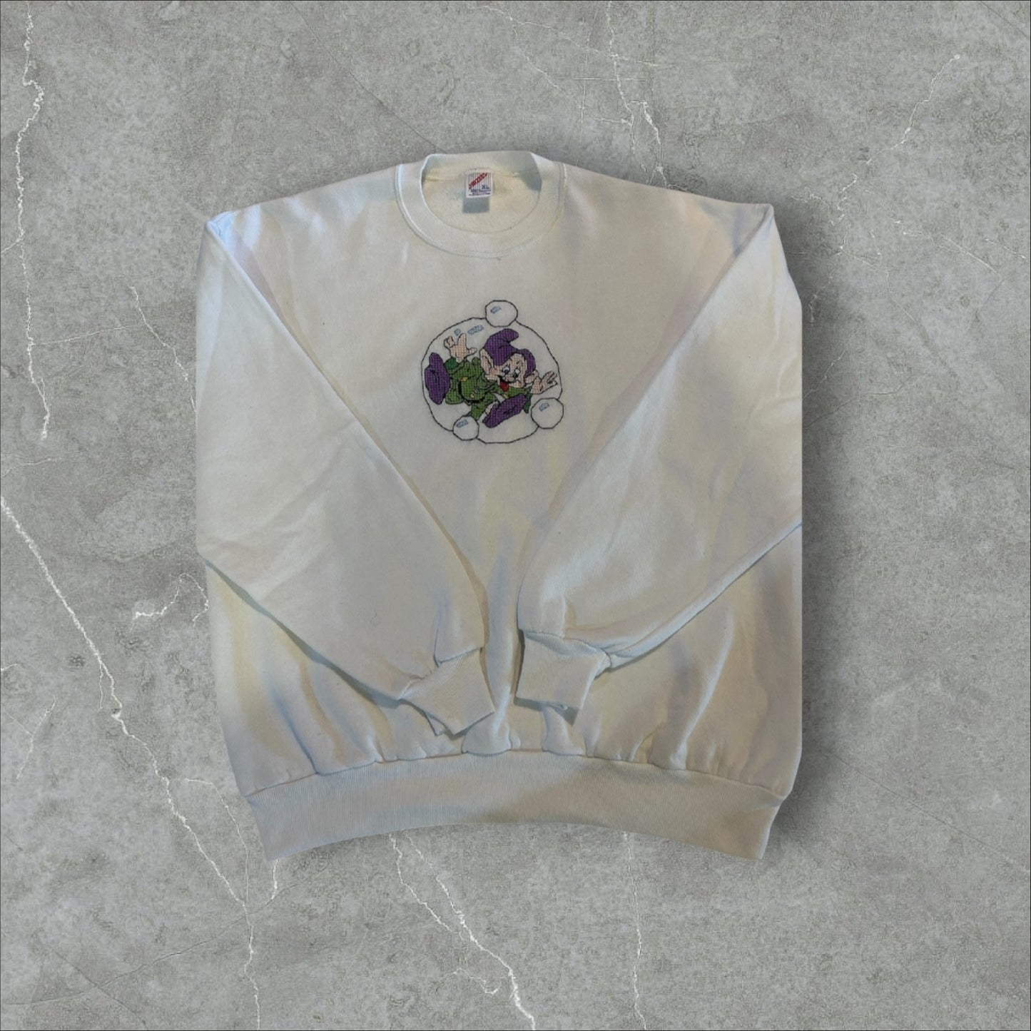 Embroidered Doopey Seven Dwarfs Crew Neck Pullover (XL)