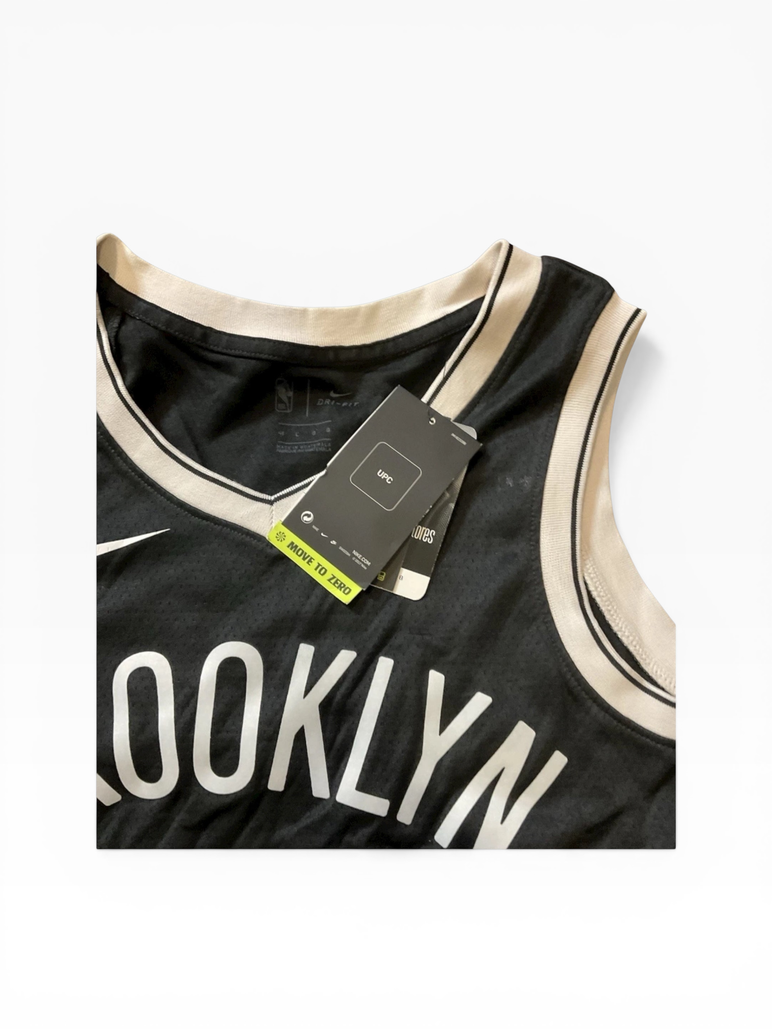 DeAndre Jordan Autographed Jersey Brooklyn Nets (48)