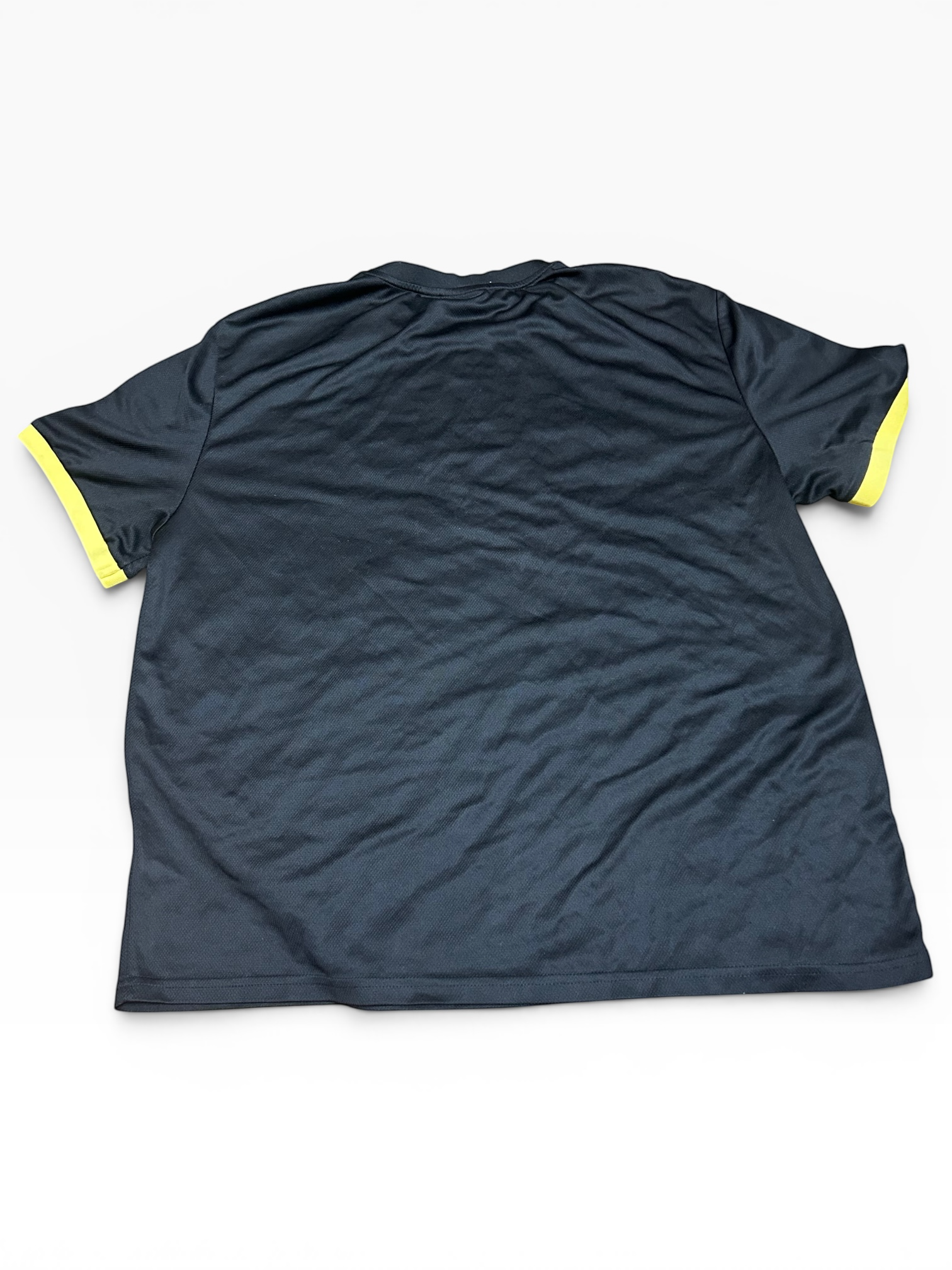 Los Angeles Lakers Dri-fit Tshirt(XL)